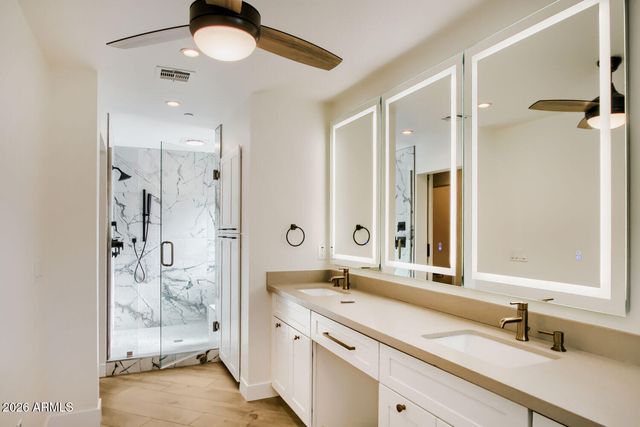 8318 E SELLS Drive, Scottsdale, AZ 85251