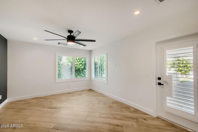 8318 E SELLS Drive, Scottsdale, AZ 85251