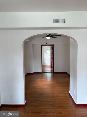 306 S COURTHOUSE RD, Arlington, VA 22204