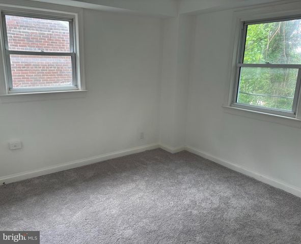 306 S COURTHOUSE RD, Arlington, VA 22204