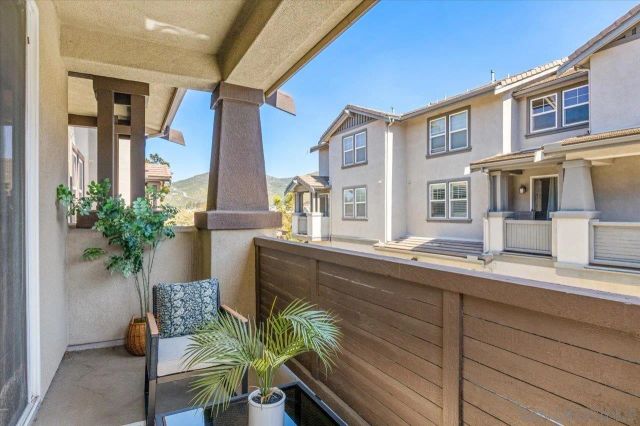 16910 Bixby St 1, San Diego, CA 92127