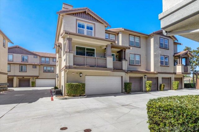 16910 Bixby St 1, San Diego, CA 92127