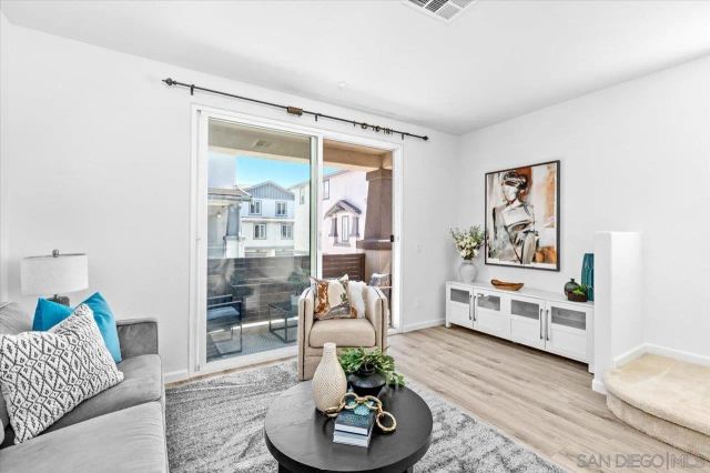 16910 Bixby St 1, San Diego, CA 92127