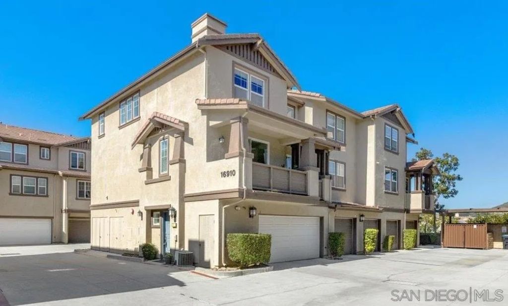 16910 Bixby St 1, San Diego, CA 92127