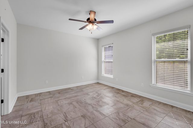 832 Reunion Place Circle, Biloxi, MS 39532
