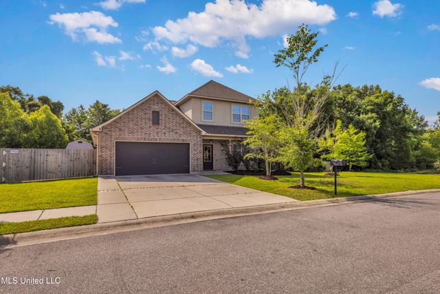 832 Reunion Place Circle, Biloxi, MS 39532