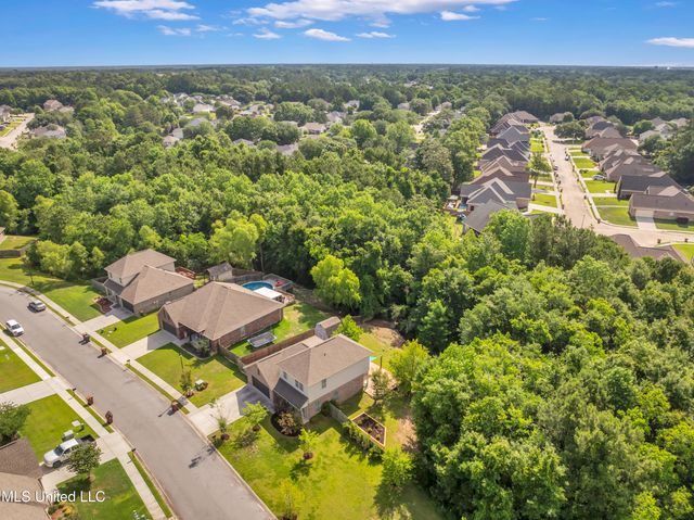 832 Reunion Place Circle, Biloxi, MS 39532