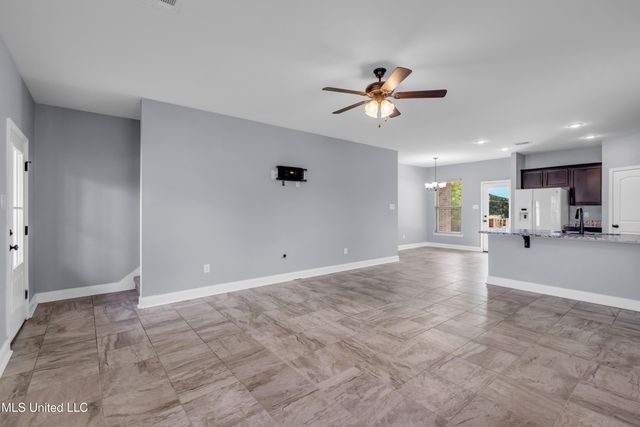 832 Reunion Place Circle, Biloxi, MS 39532