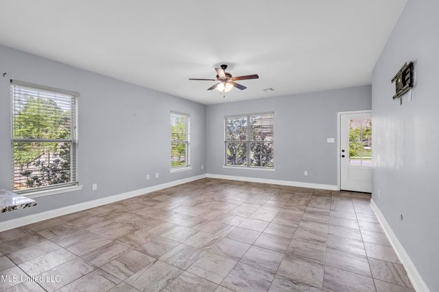 832 Reunion Place Circle, Biloxi, MS 39532