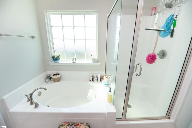 436 N Ivestor Court, Inman, SC 29349