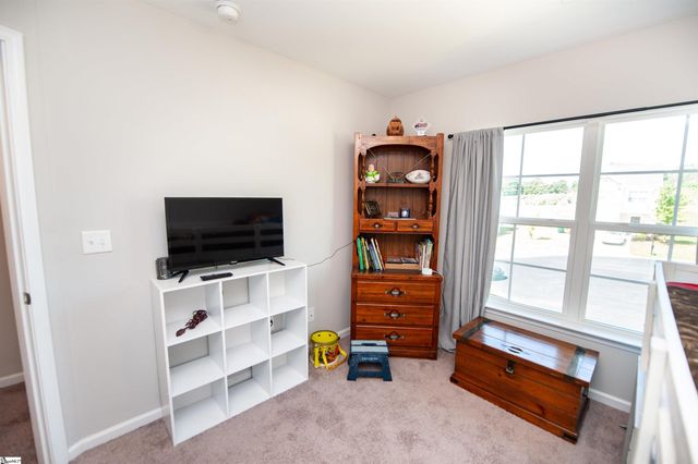436 N Ivestor Court, Inman, SC 29349