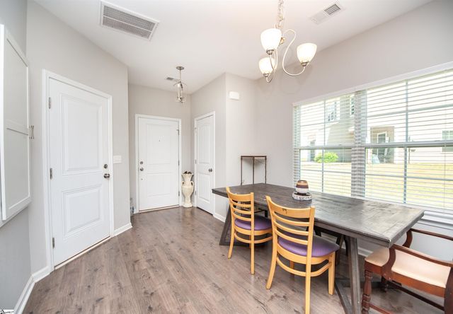 436 N Ivestor Court, Inman, SC 29349