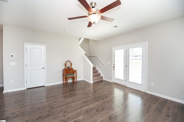 436 N Ivestor Court, Inman, SC 29349