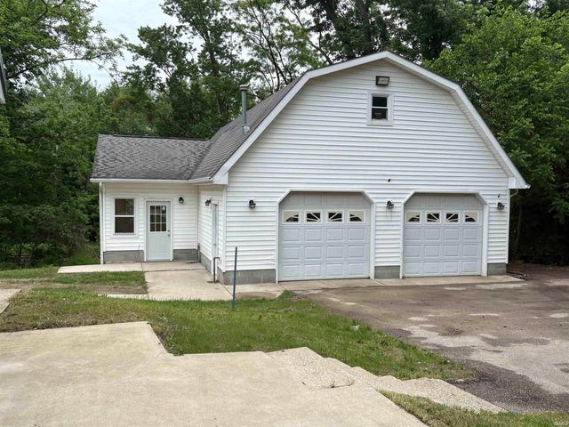 308 Bellevue Street, New Carlisle, IN 46552