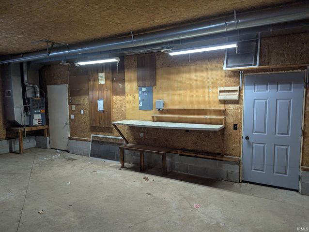 308 Bellevue Street, New Carlisle, IN 46552