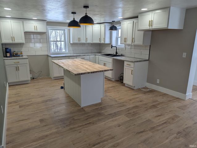 308 Bellevue Street, New Carlisle, IN 46552