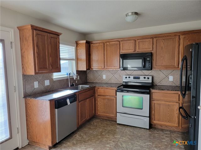 3505 Logsdon Street, Copperas Cove, TX 76522