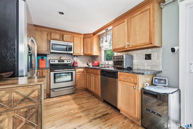 98 Edgewood Avenue, Thomaston, CT 06787