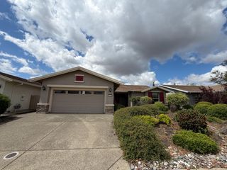 162 Calistoga Ln, Lincoln, CA 95648