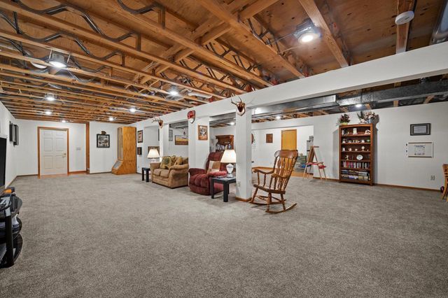 213 Ryan COURT, West Bend, WI 53095