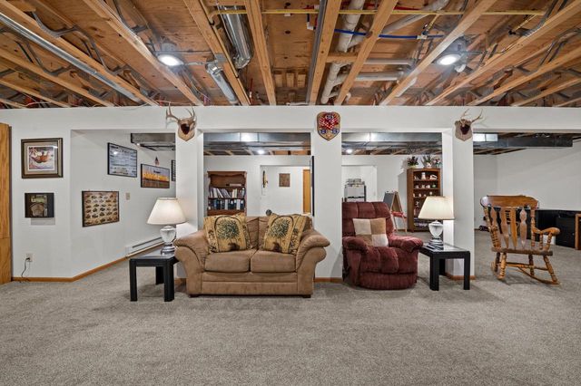 213 Ryan COURT, West Bend, WI 53095