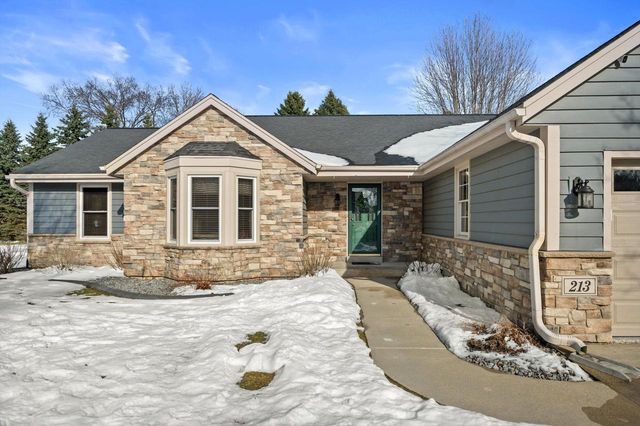 213 Ryan COURT, West Bend, WI 53095
