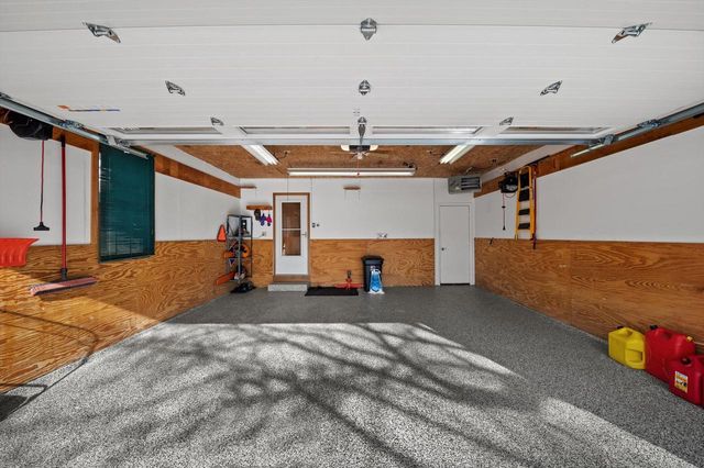 213 Ryan COURT, West Bend, WI 53095