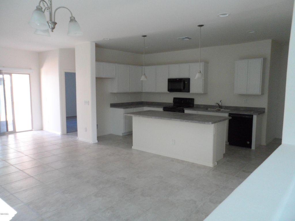 11618 W BOCA RATON Road, El Mirage, AZ 85335 — photo 5