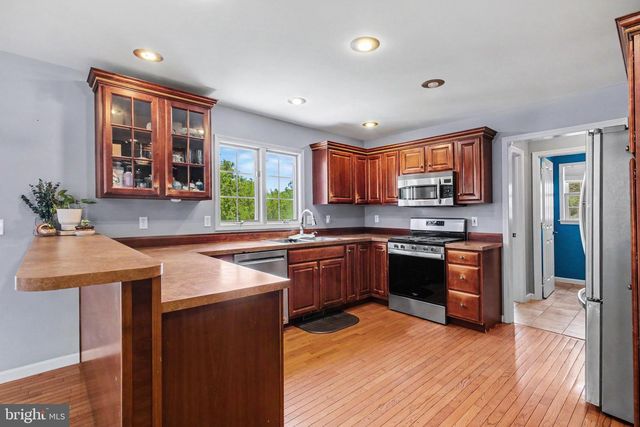 15 BULLRUSH LDG, Elizabethtown, PA 17022