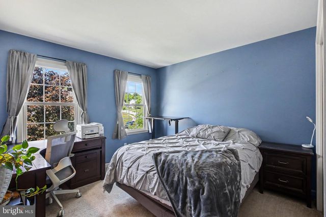 15 BULLRUSH LDG, Elizabethtown, PA 17022