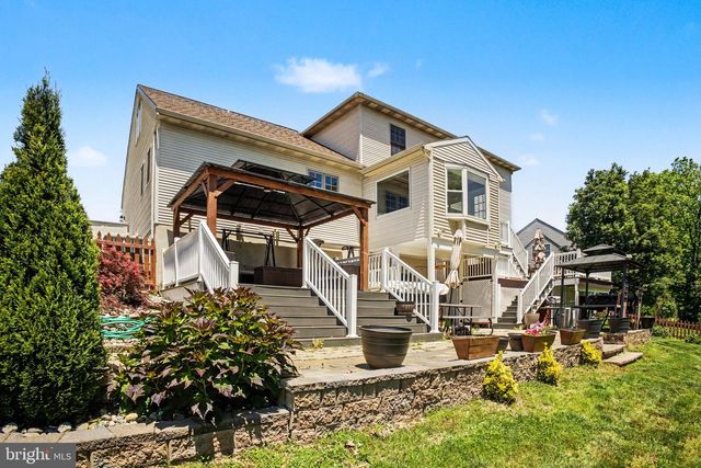 15 BULLRUSH LDG, Elizabethtown, PA 17022