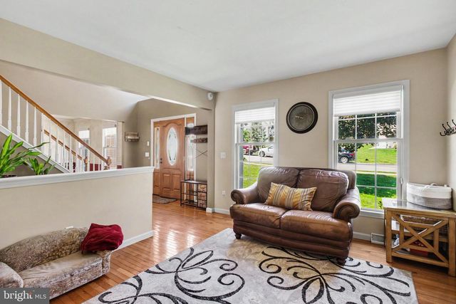 15 BULLRUSH LDG, Elizabethtown, PA 17022