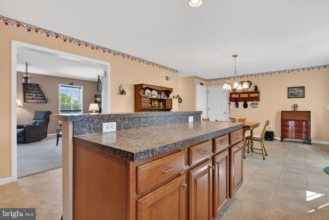 1419 DRAGER RD, Columbia, PA 17512
