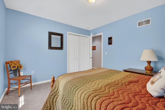 1419 DRAGER RD, Columbia, PA 17512