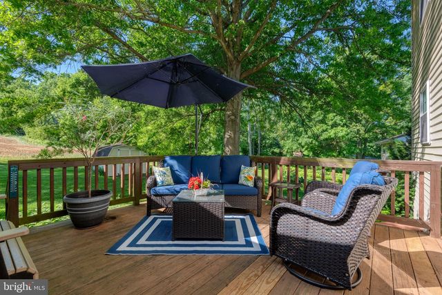 1419 DRAGER RD, Columbia, PA 17512