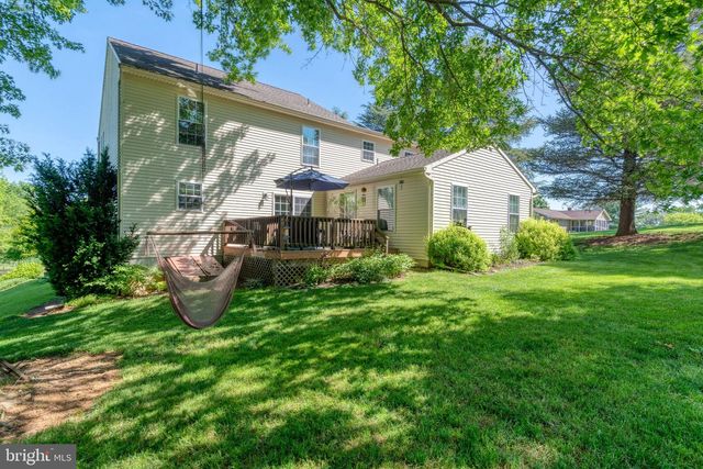 1419 DRAGER RD, Columbia, PA 17512