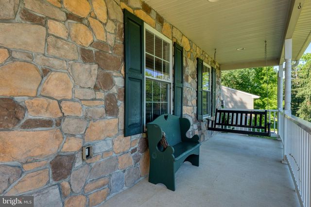 1419 DRAGER RD, Columbia, PA 17512