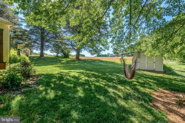 1419 DRAGER RD, Columbia, PA 17512