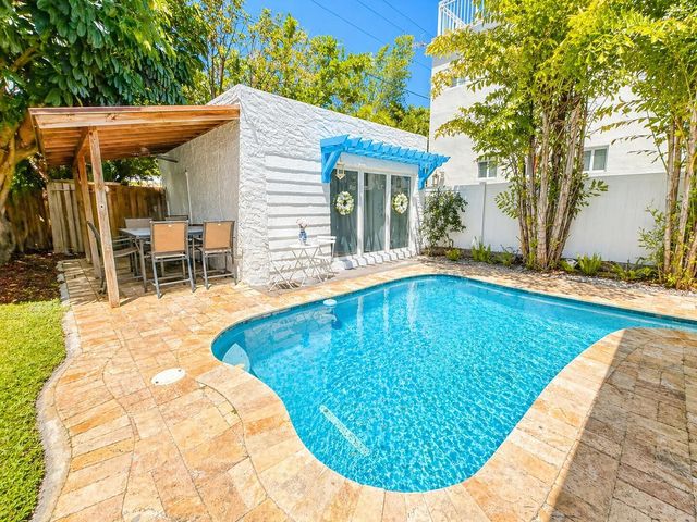 1415 NE 4th Place, Fort Lauderdale, FL 33301