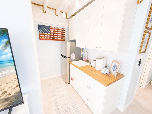 1415 NE 4th Place, Fort Lauderdale, FL 33301