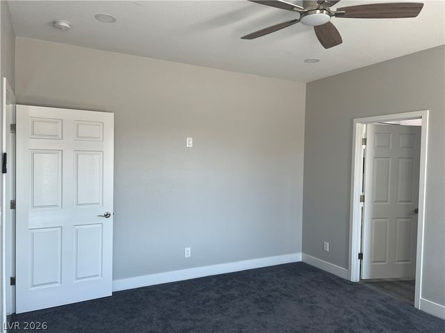2550 South Tecumseh Avenue, Pahrump, NV 89048