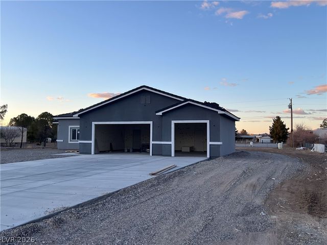 2550 South Tecumseh Avenue, Pahrump, NV 89048