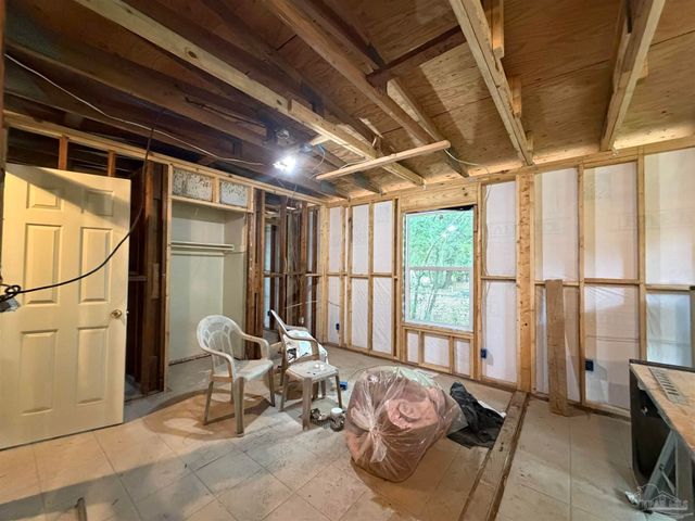 6158 Syrcle Ave, Milton, FL 32570