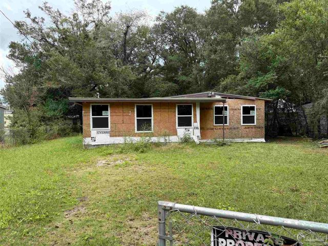 6158 Syrcle Ave, Milton, FL 32570