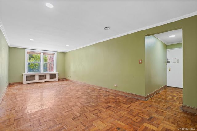 63-11 Queens Boulevard B11, Woodside, NY 11377