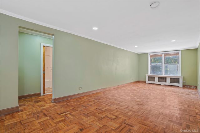 63-11 Queens Boulevard B11, Woodside, NY 11377