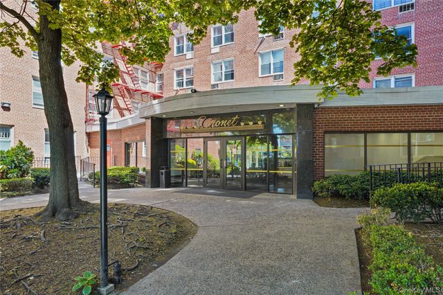 63-11 Queens Boulevard B11, Woodside, NY 11377