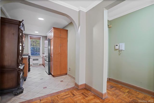 63-11 Queens Boulevard B11, Woodside, NY 11377