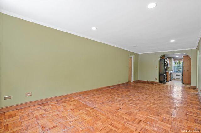 63-11 Queens Boulevard B11, Woodside, NY 11377