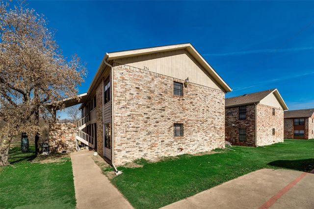 218 Renfro Street A, Grand Prairie, TX 75051